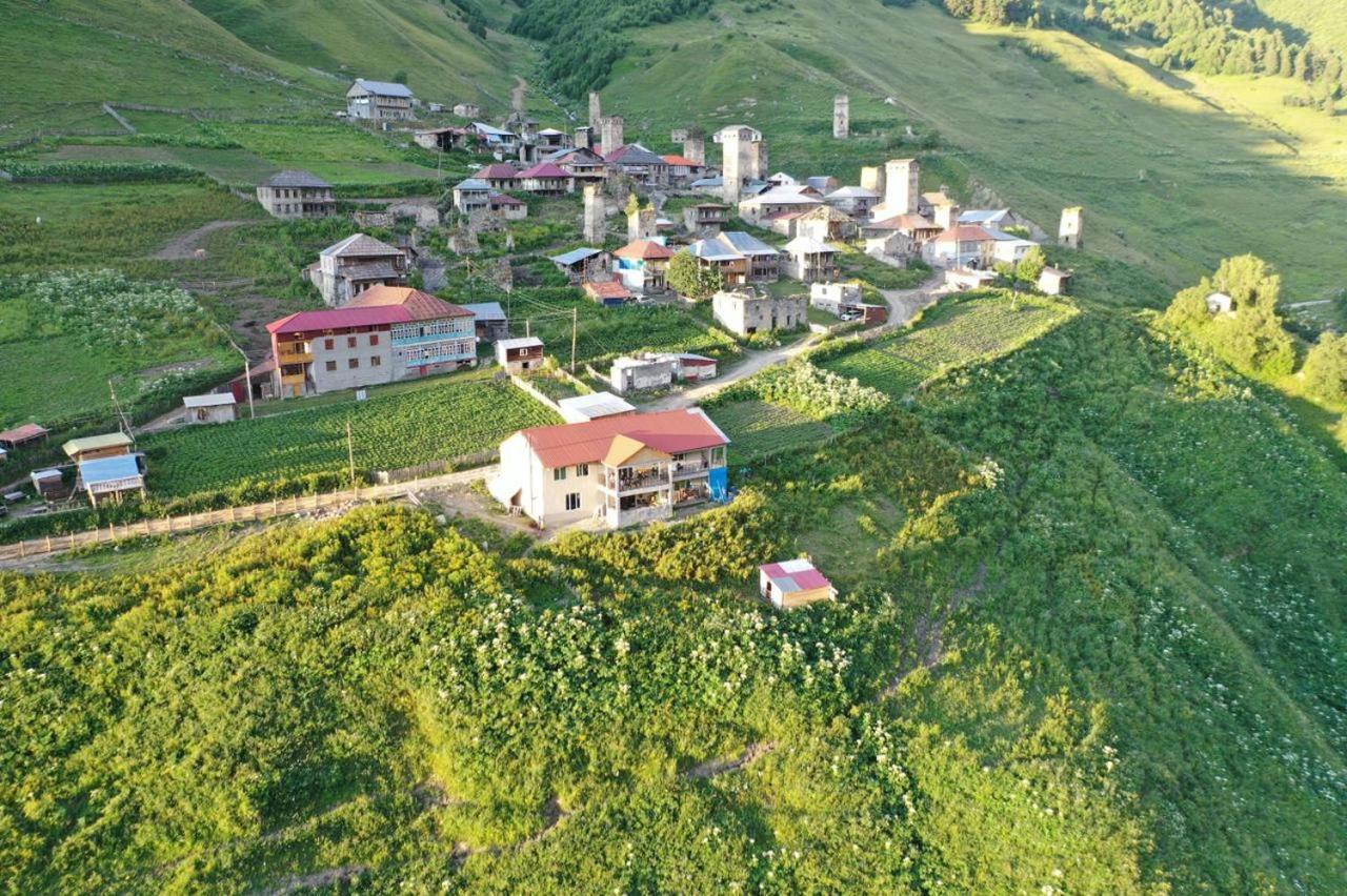 Guest House Caucasioni Adishi Exterior photo